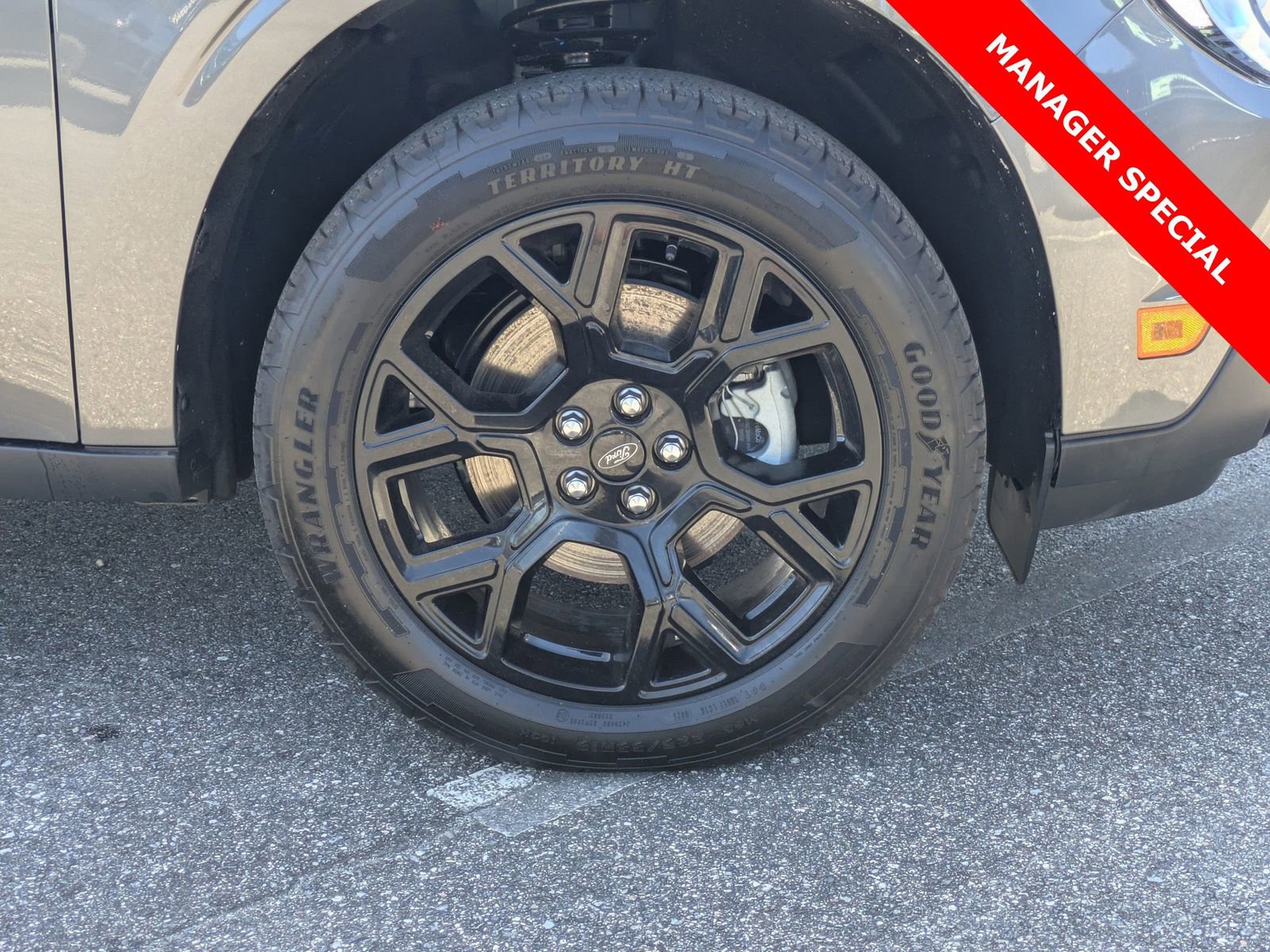 New 2025 Ford Maverick XLT w/ XLT Luxury Package image 11