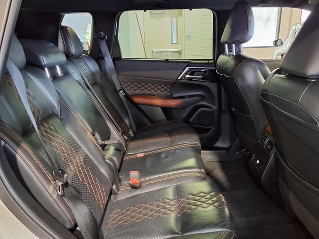 Used 2022 Mitsubishi Outlander SEL FWD image 24