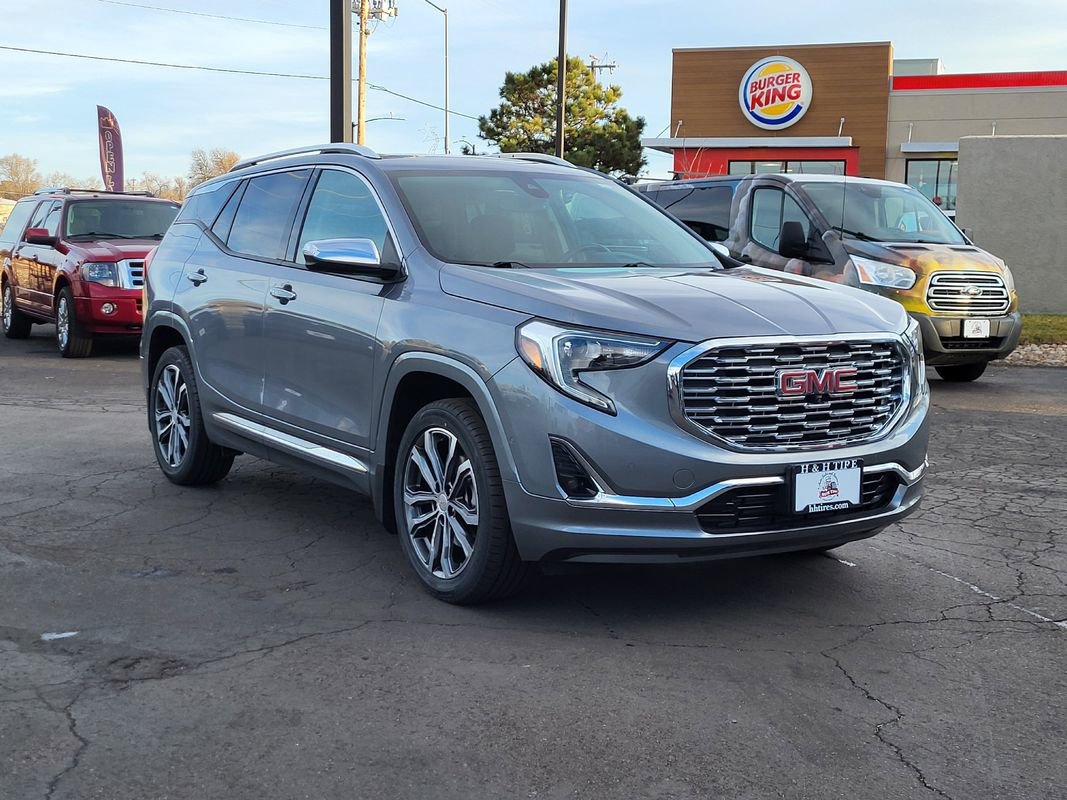 Used 2020 GMC Terrain Denali w/ Denali Premium Package image 7