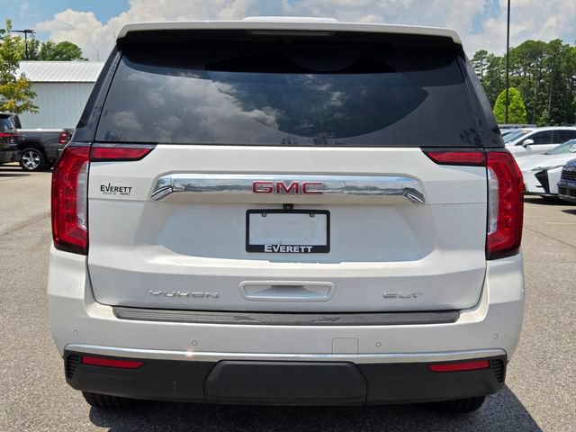 Used 2024 GMC Yukon XL SLT w/ SLT Luxury Package AWD/4WD image 4