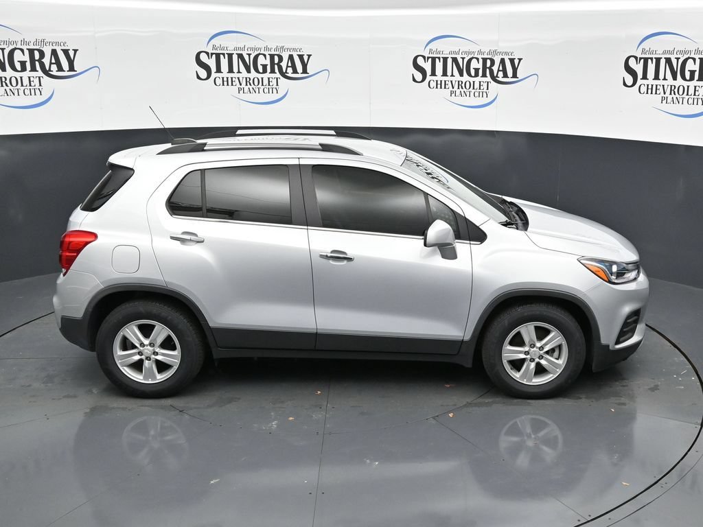 Used 2020 Chevrolet Trax LT w/ Driver Confidence Package FWD image 25
