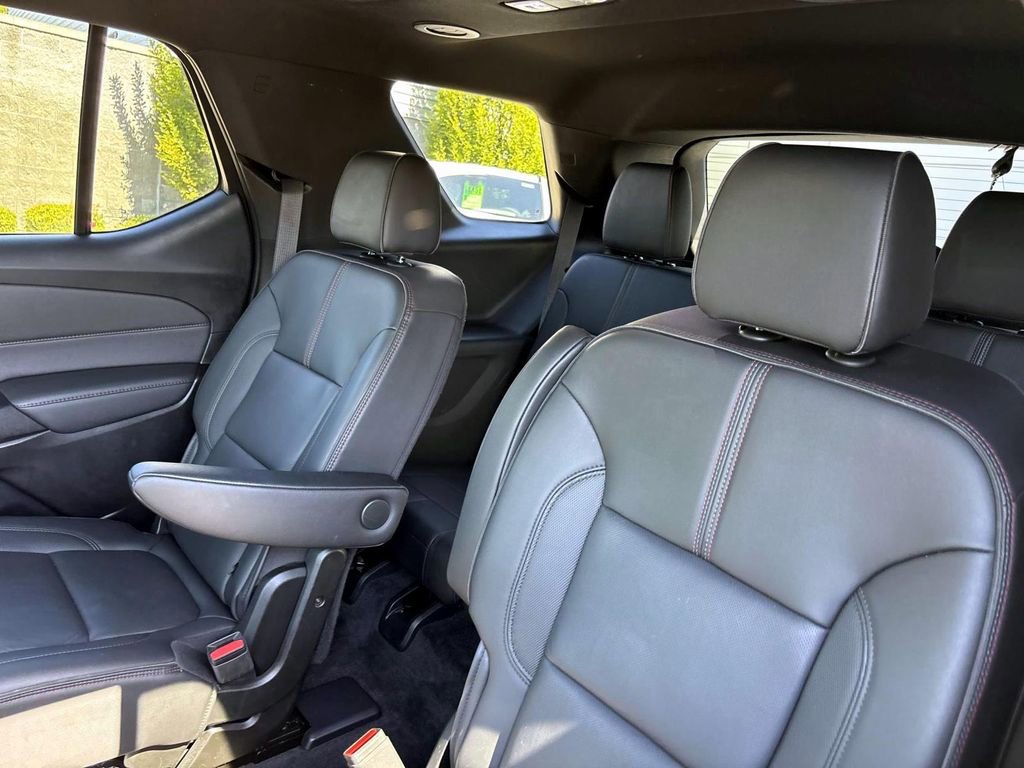 Used 2023 Chevrolet Traverse RS w/ LPO, Floor Liner Package image 28