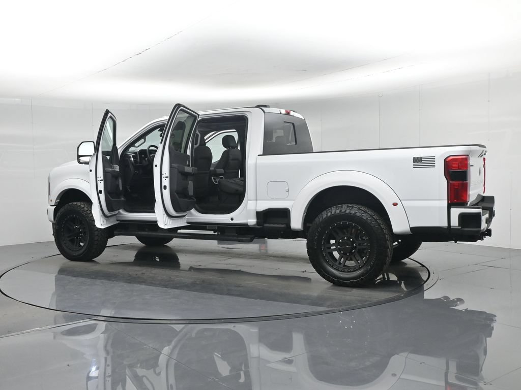 New 2026 Ford F250 Lariat w/ Black Appearance Package AWD/4WD image 37