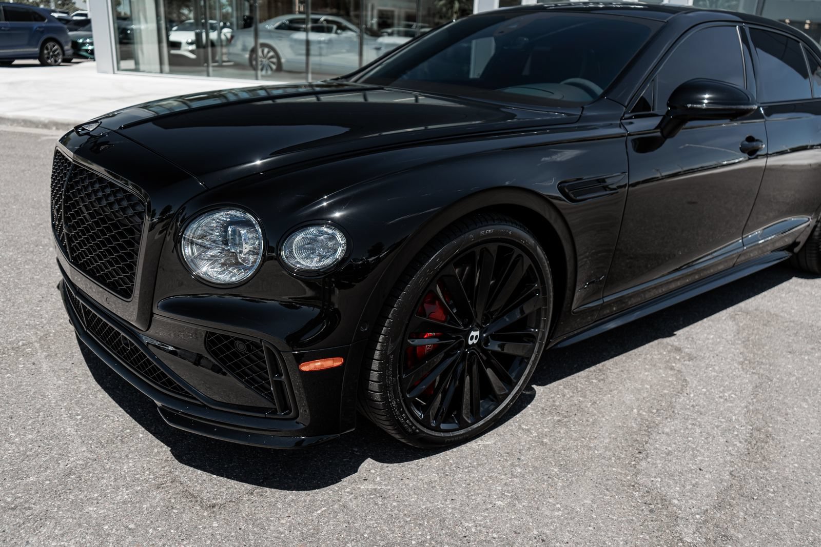 Certified 2025 Bentley Flying Spur Plug-In Hybrid AWD/4WD image 19