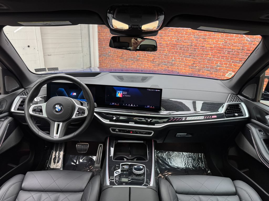 Used 2025 BMW X5 M60i AWD/4WD image 13