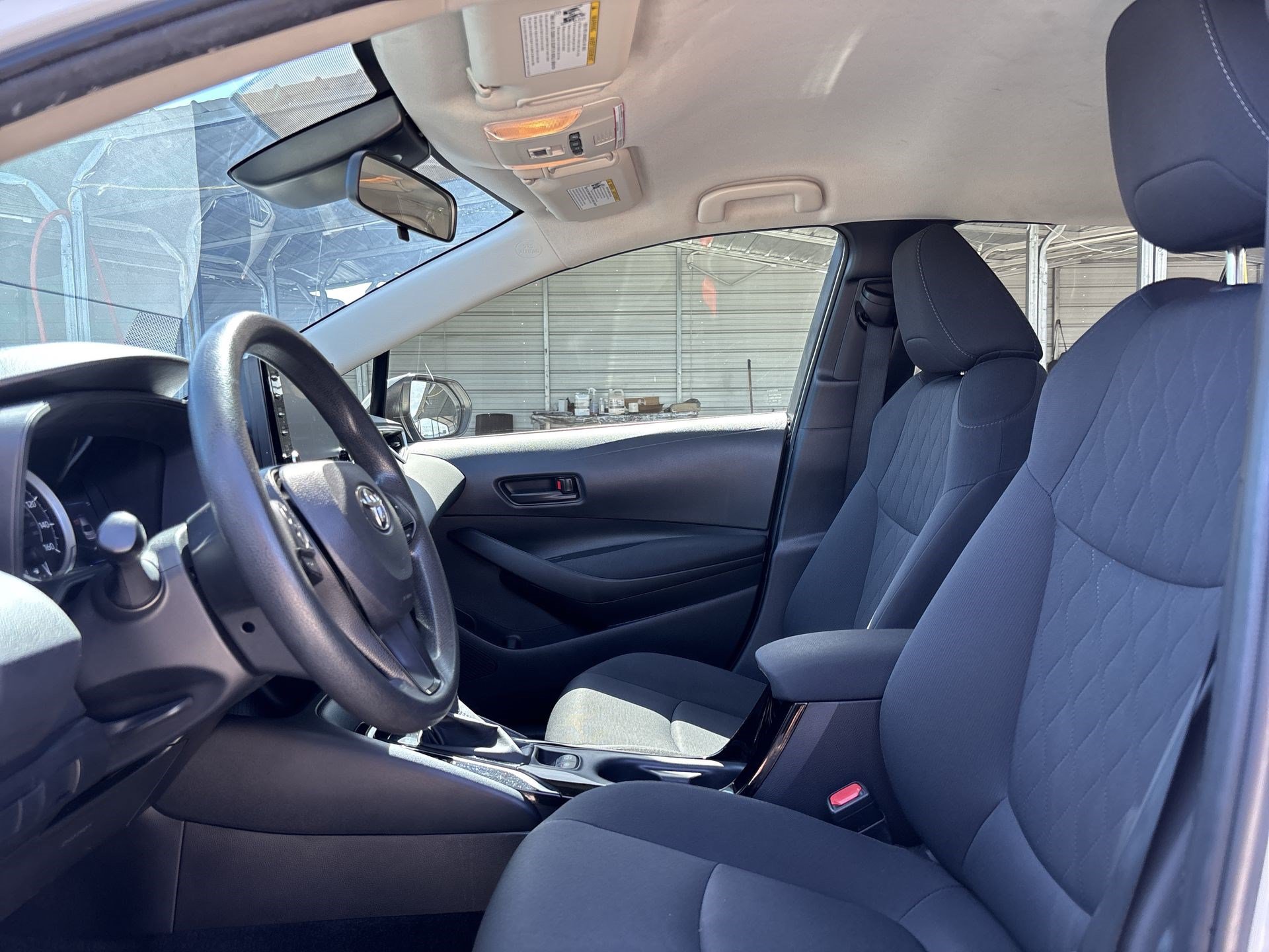Used 2022 Toyota Corolla LE FWD image 13