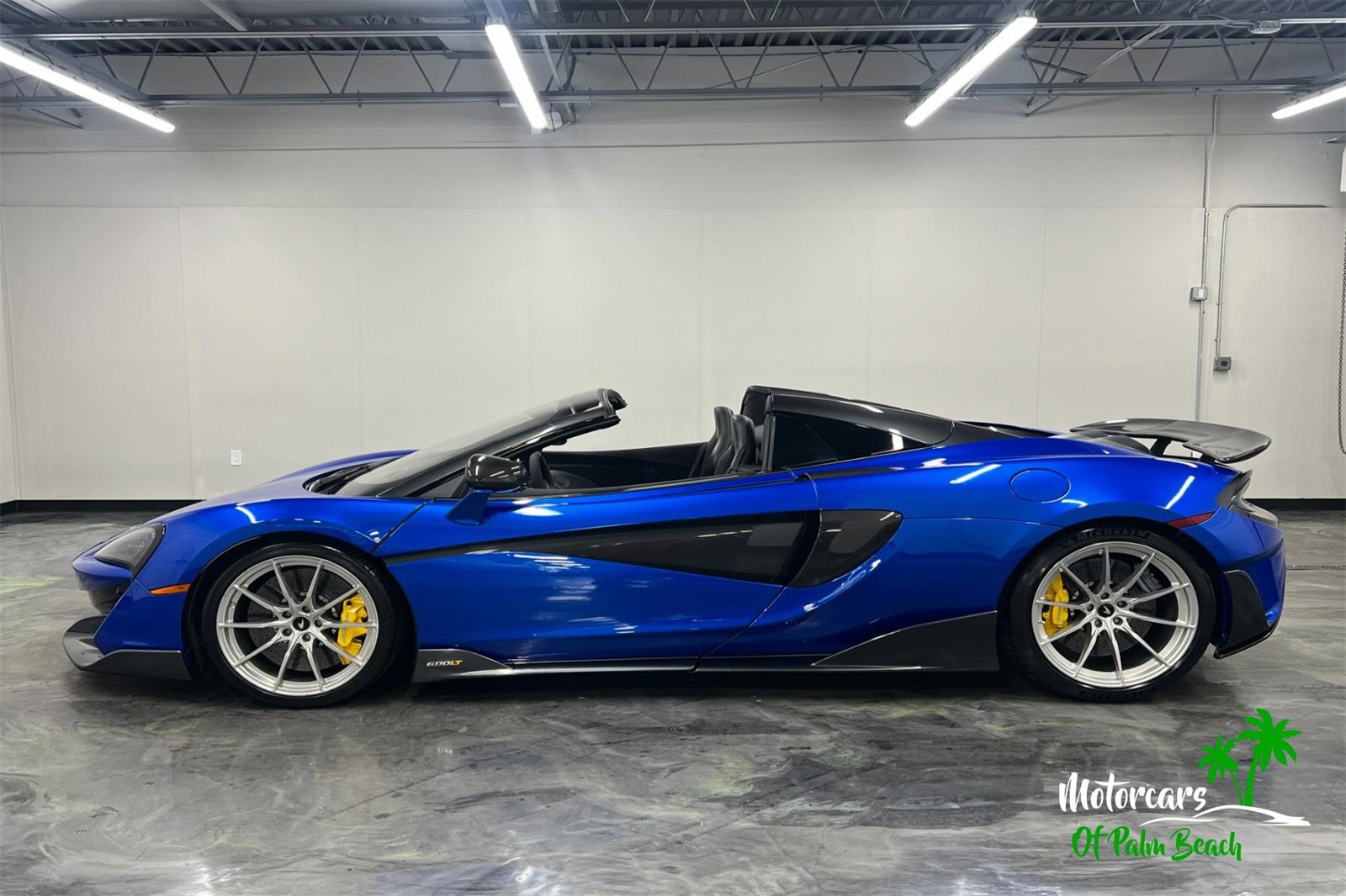 Used 2020 McLaren 600LT Spider image 17