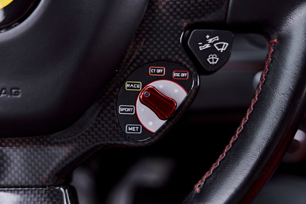 Used 2018 Ferrari 488 GTB RWD image 69