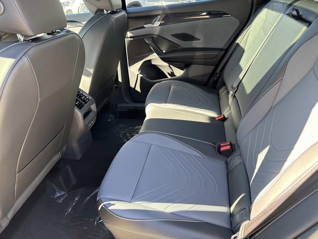New 2026 Volkswagen Tiguan SE R-Line FWD image 11