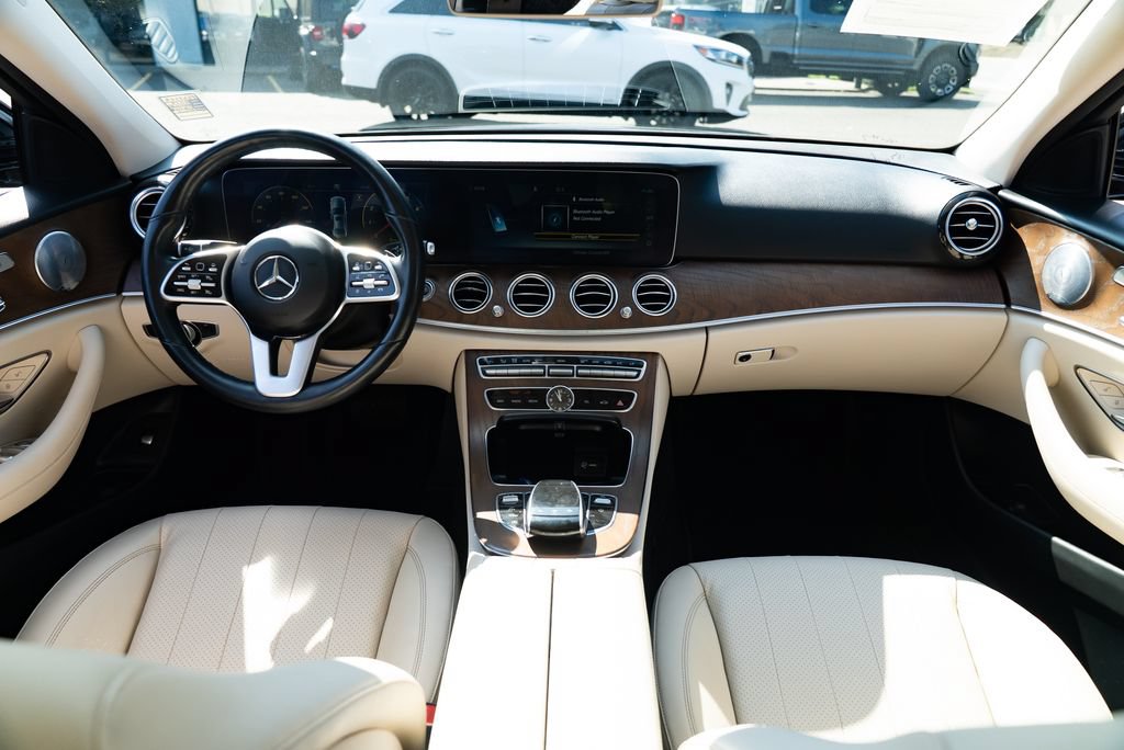 Used 2019 Mercedes-Benz E 300 image 8