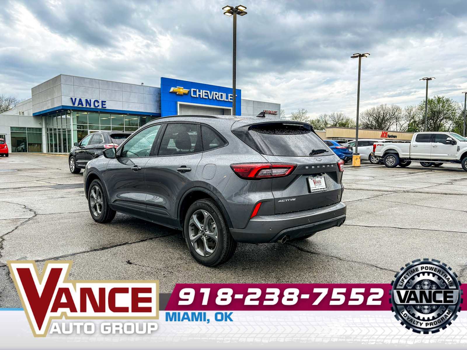 Used 2025 Ford Escape ST-Line image 5