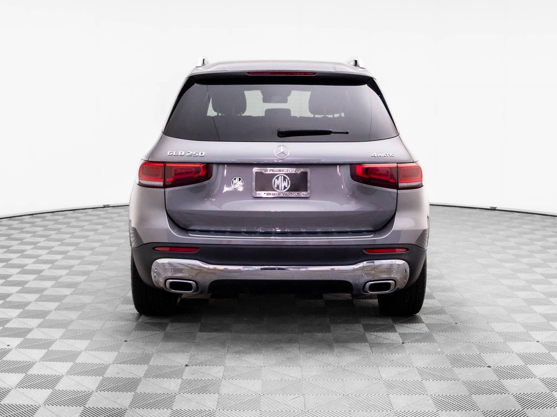 Certified 2022 Mercedes-Benz GLB 250 4MATIC image 4