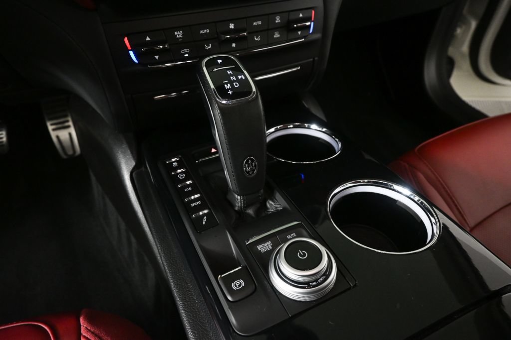 Used 2023 Maserati Ghibli Modena RWD image 14