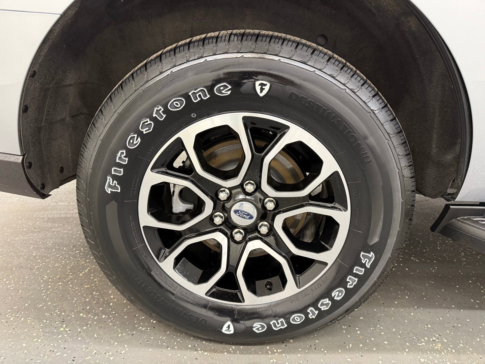 Used 2024 Ford Expedition XLT image 20