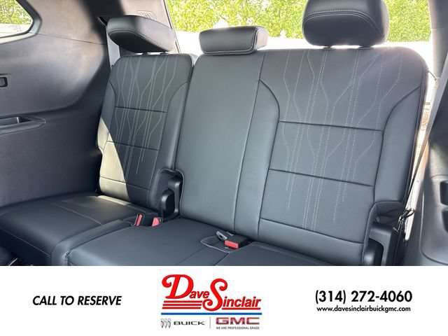 New 2026 Buick Enclave Avenir w/ Super Cruise Package FWD image 24