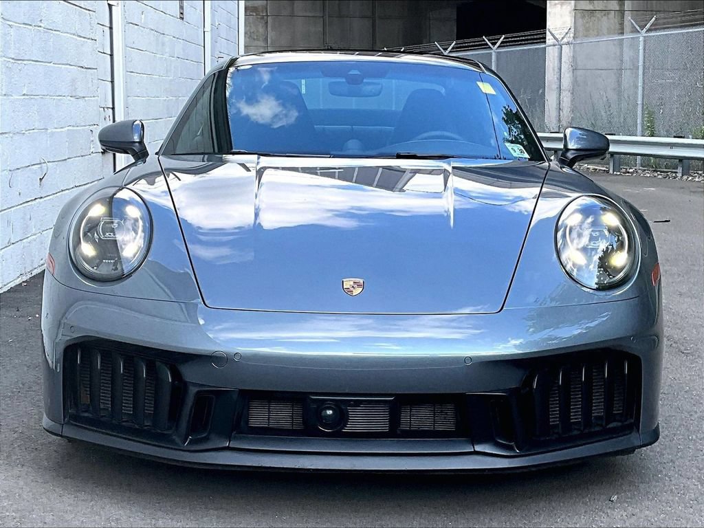 Certified 2026 Porsche 911 Carrera GTS RWD image 8