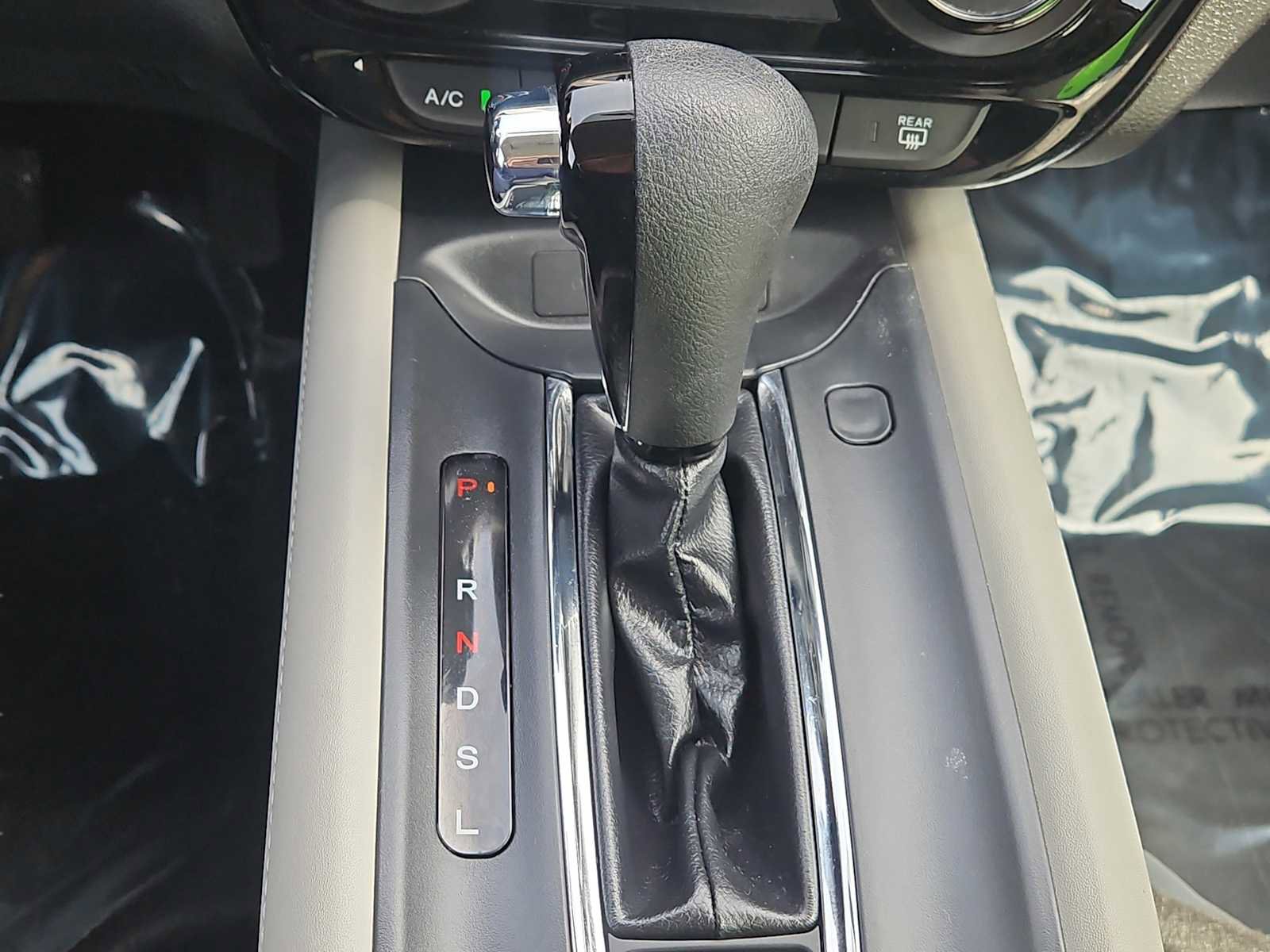 Used 2022 Honda HR-V LX image 24