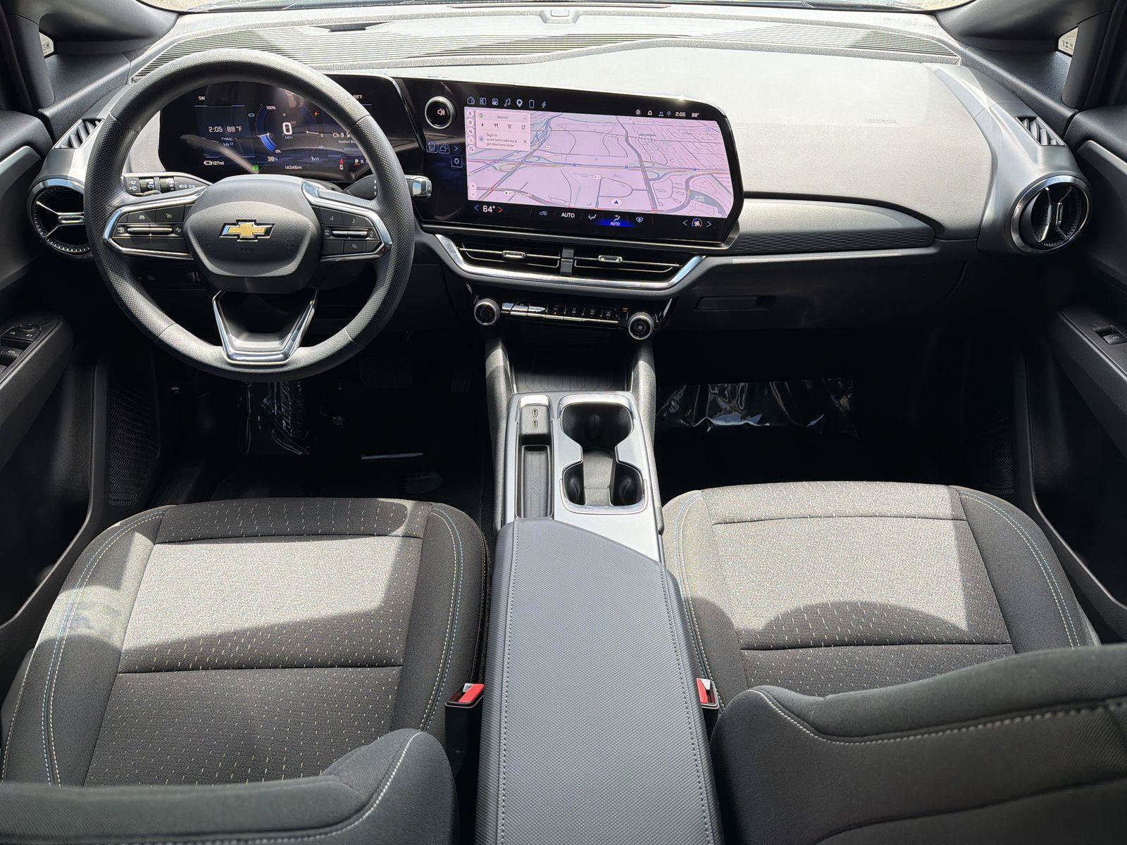 Used 2025 Chevrolet Equinox EV LT FWD image 18