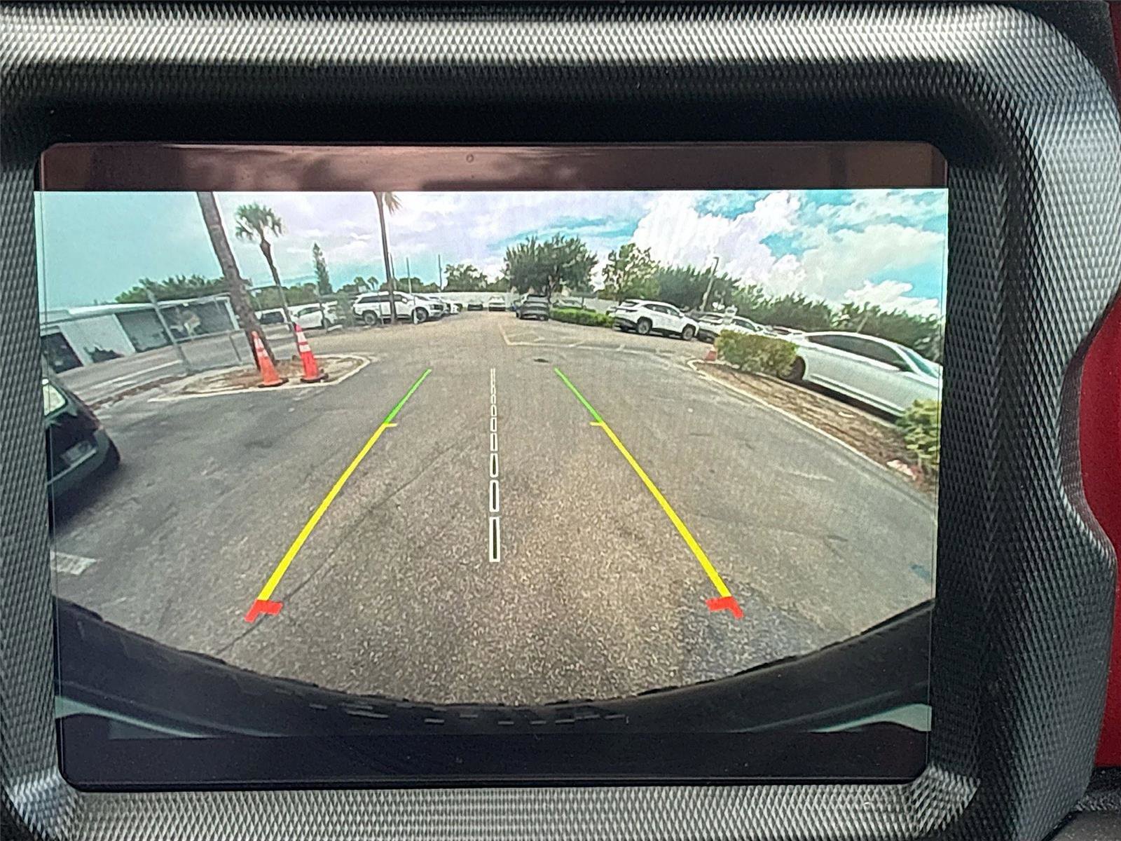 Used 2022 Jeep Wrangler Unlimited Rubicon w/ Steel Bumper Group image 15