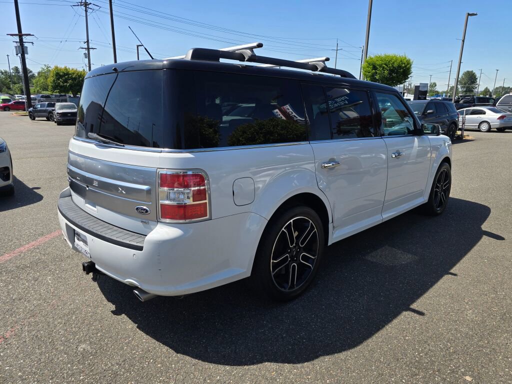 Used 2015 Ford Flex Limited w/ Limited Appearance Package AWD/4WD image 6