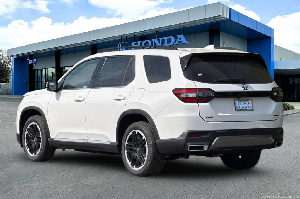 Used 2026 Honda Pilot image 10