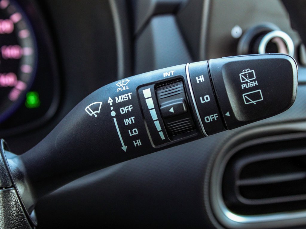 Used 2023 Hyundai Kona SEL w/ Cargo Package image 29