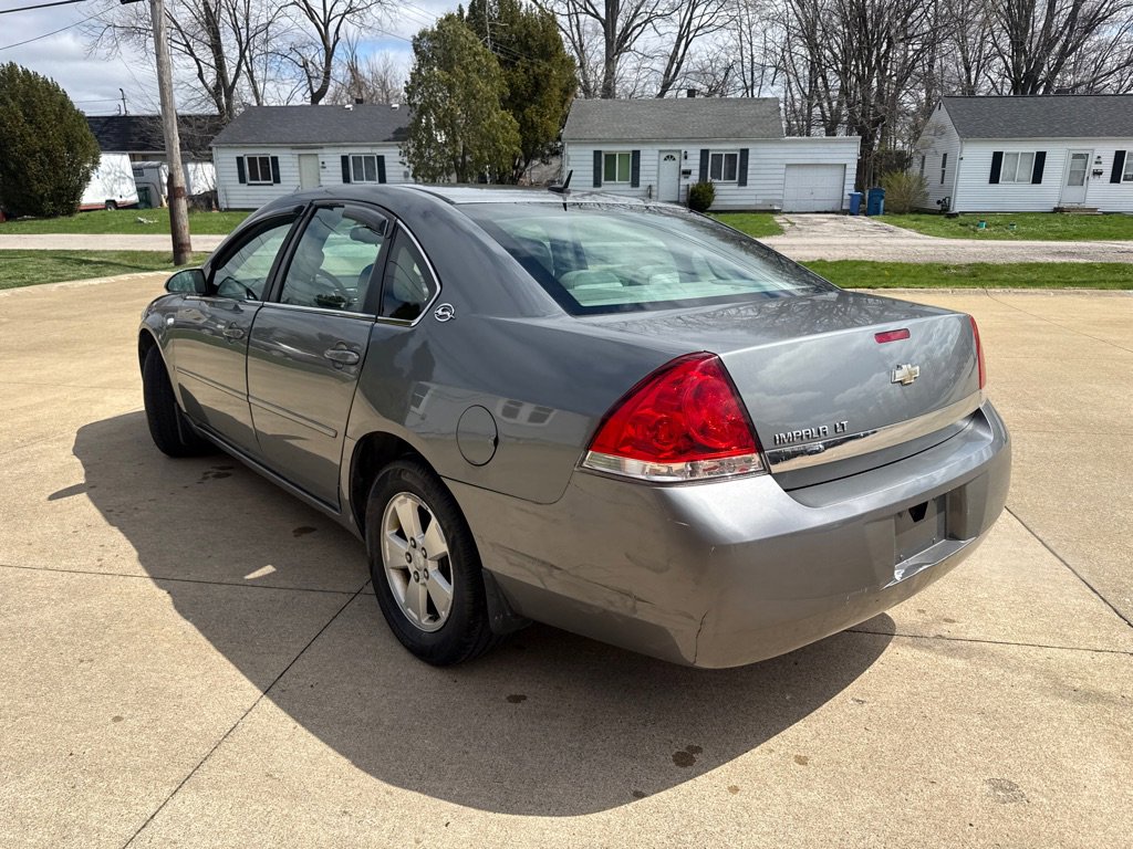 Used 2008 Chevrolet Impala LT FWD image 8
