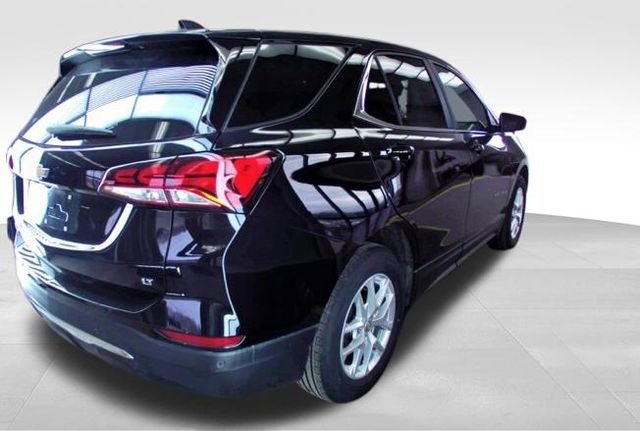 Used 2024 Chevrolet Equinox LT w/ LPO, Floor Liner Package image 4