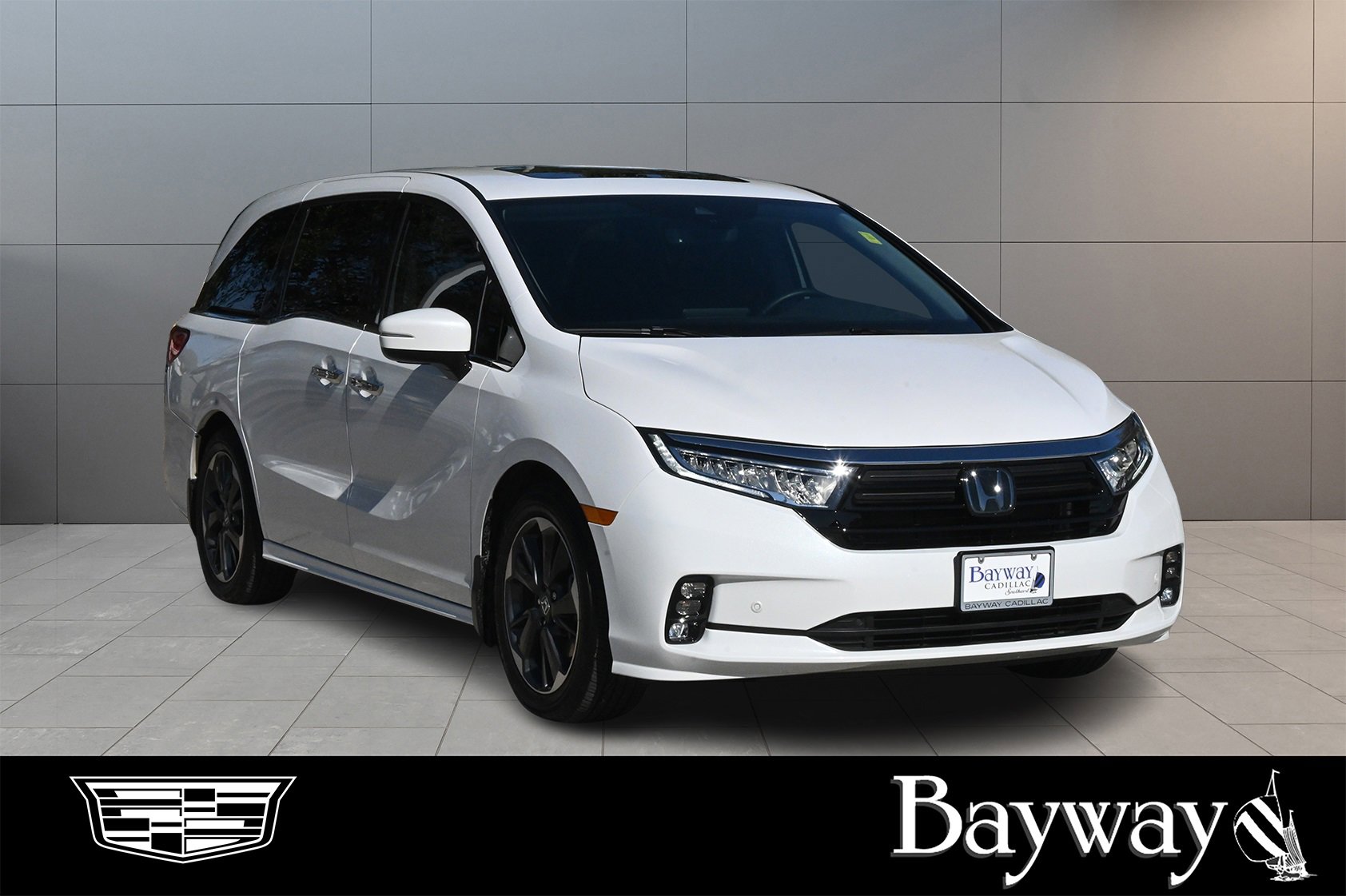 Used 2024 Honda Odyssey Elite image 3