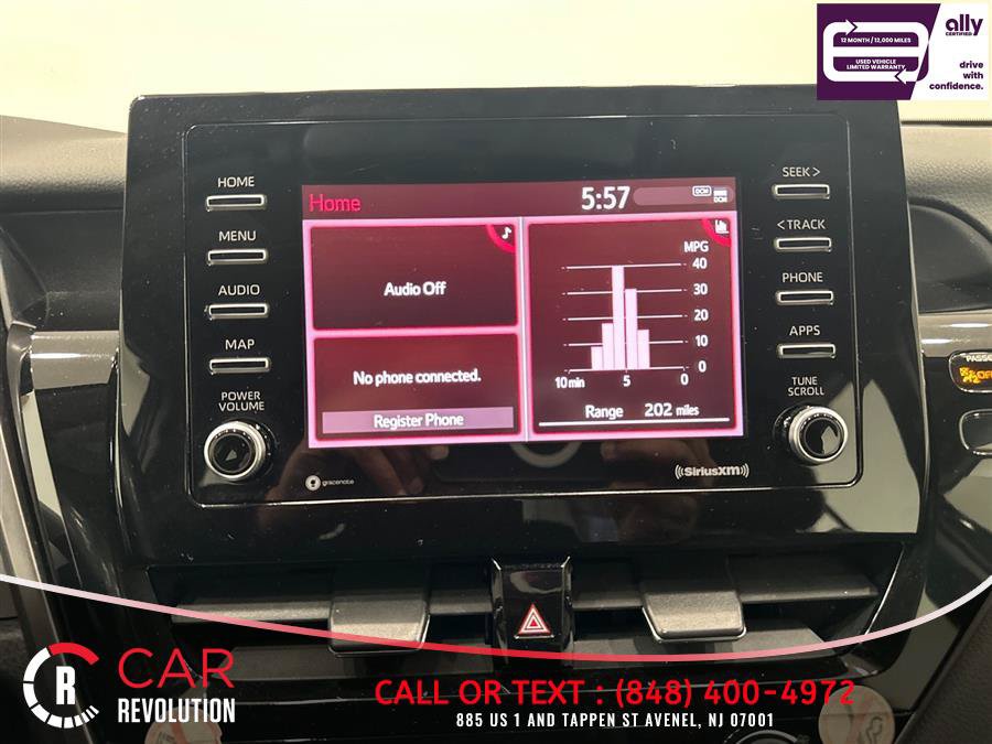 Used 2021 Toyota Camry SE FWD image 16