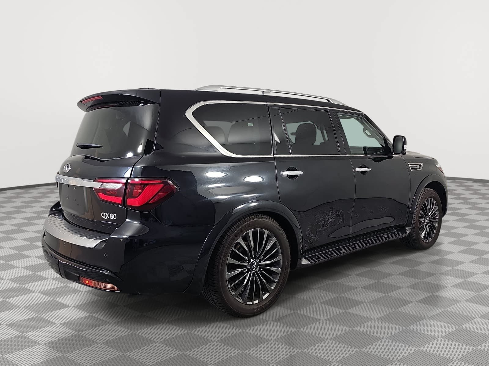 Used 2023 INFINITI QX80 Premium Select w/ Cargo Package AWD/4WD image 8