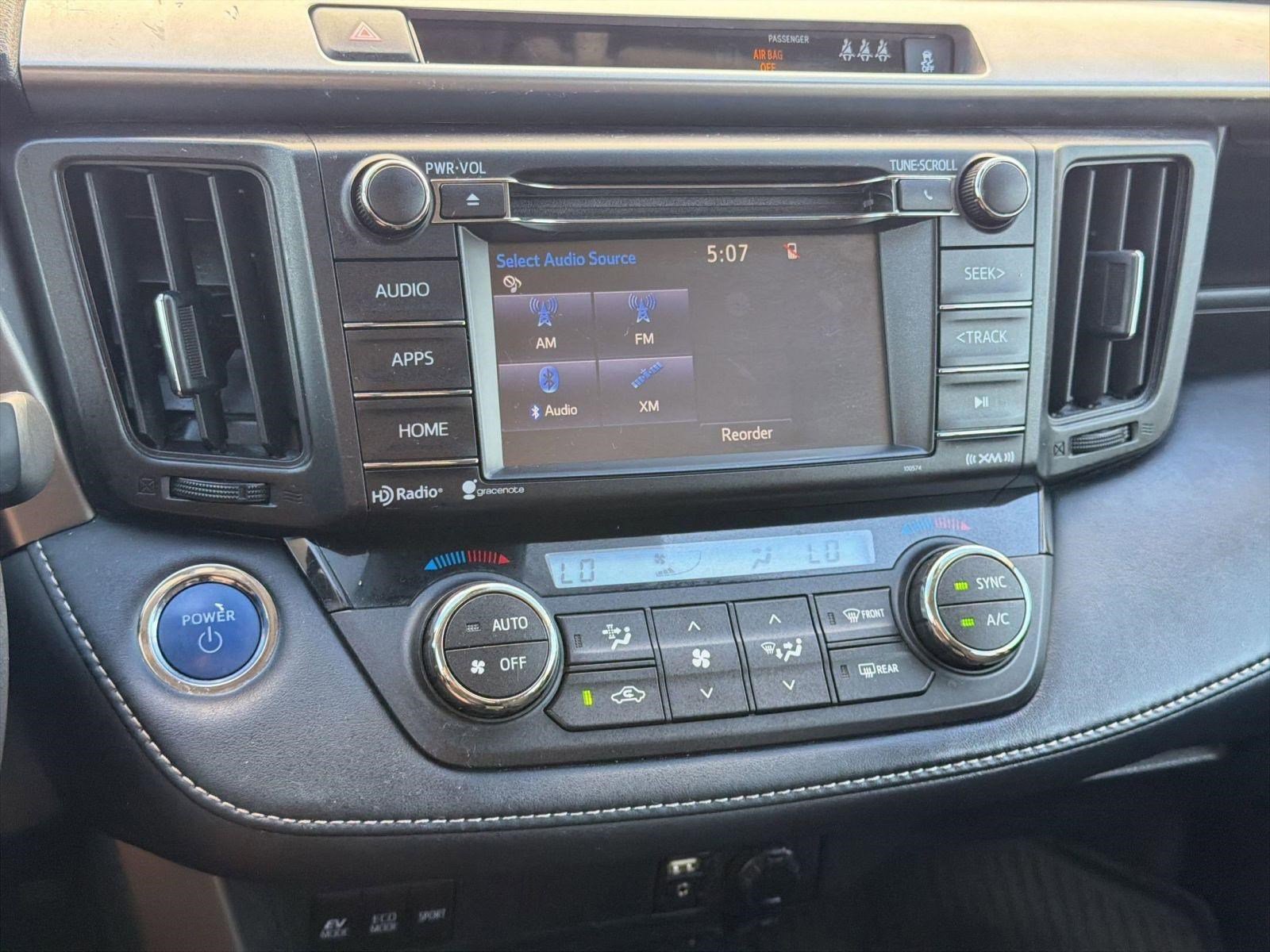Used 2018 Toyota RAV4 XLE AWD/4WD image 26