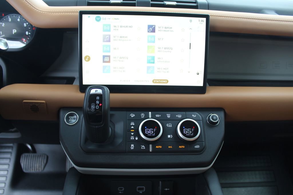 Used 2024 Land Rover Defender 130 S image 15