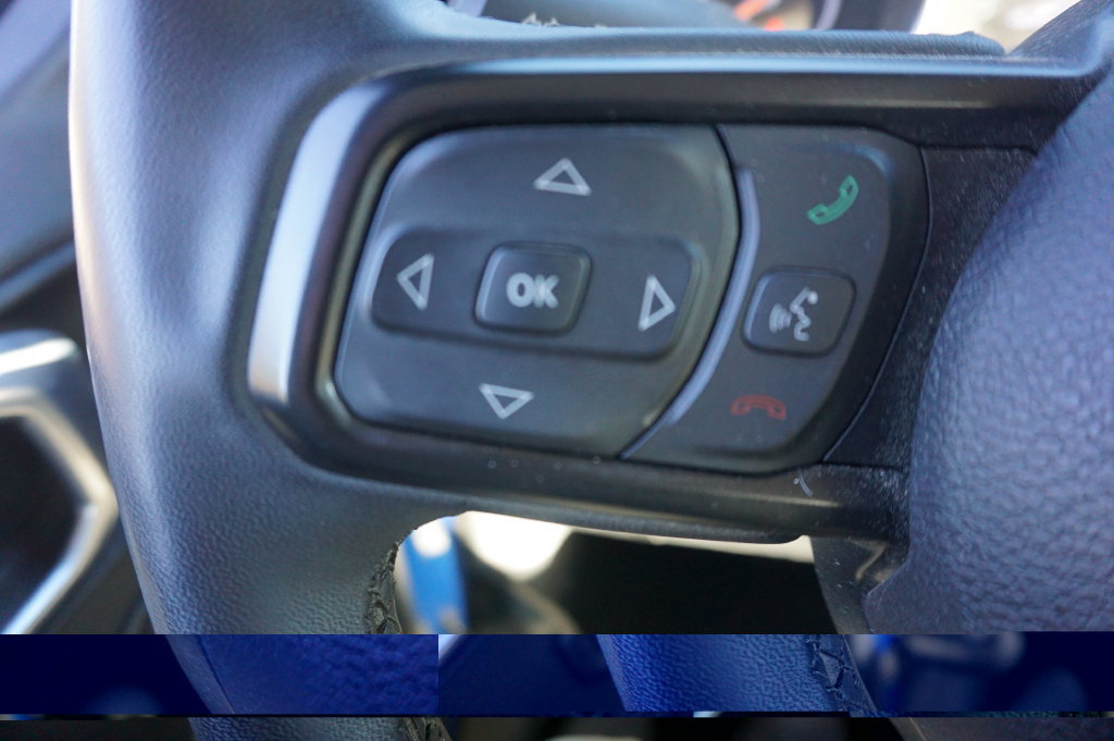 Used 2023 Jeep Gladiator Sport AWD/4WD image 8