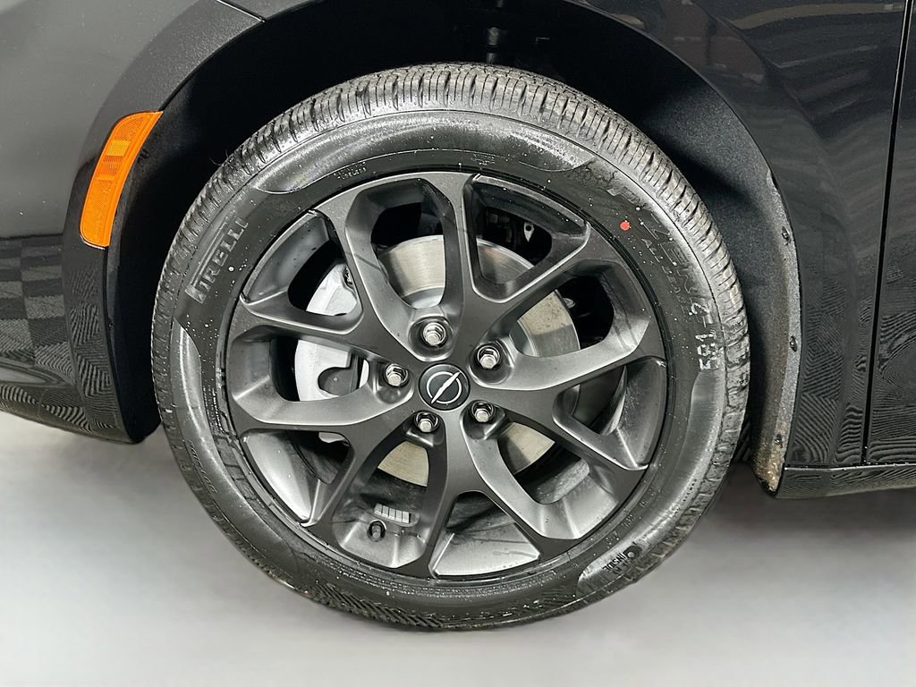 New 2026 Chrysler Pacifica Select image 17