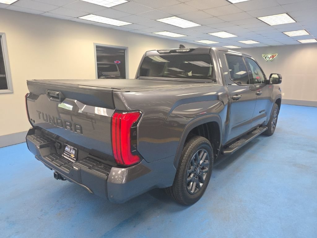 Used 2023 Toyota Tundra SR5 w/ SR5 Convenience Package AWD/4WD image 3