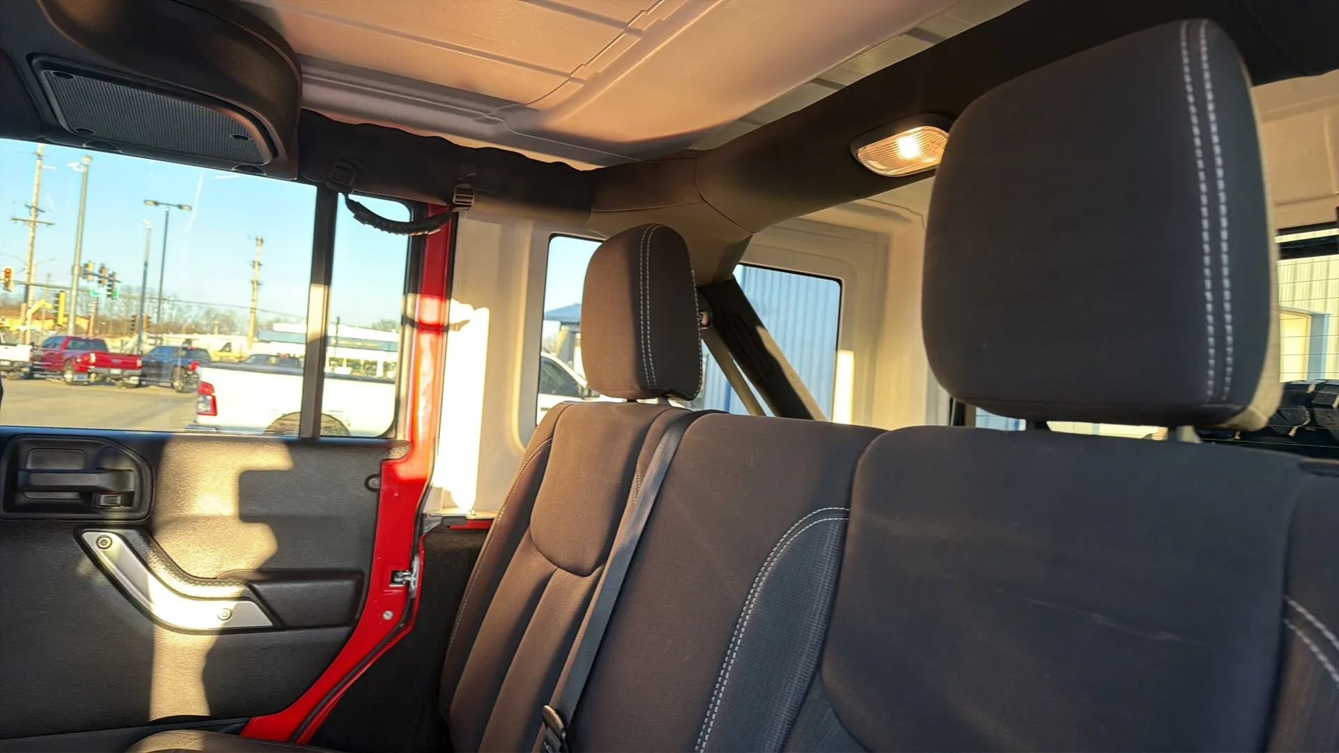 Used 2015 Jeep Wrangler Unlimited Sahara w/ Trailer Tow Group image 39