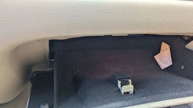 Used 2011 Lincoln Town Car Signature Limited image 37