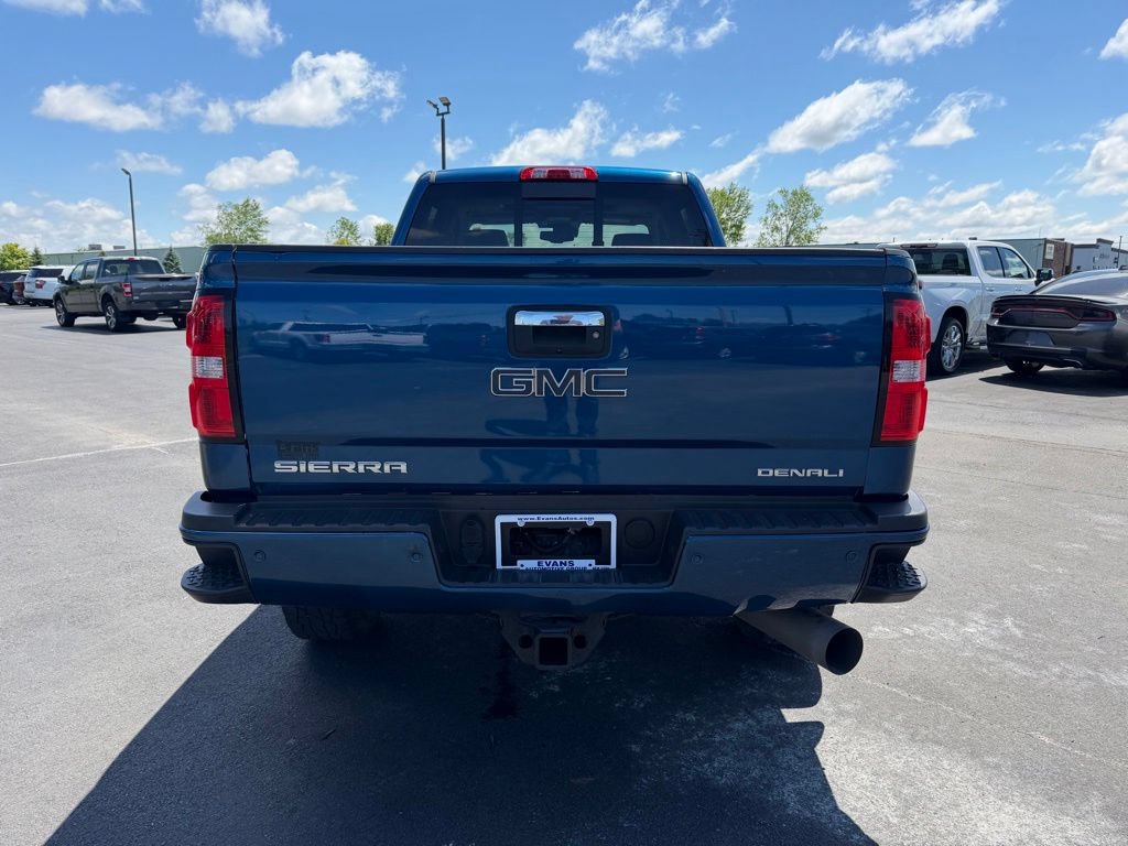 Used 2017 GMC Sierra 2500 Denali w/ Duramax Plus Package AWD/4WD image 6