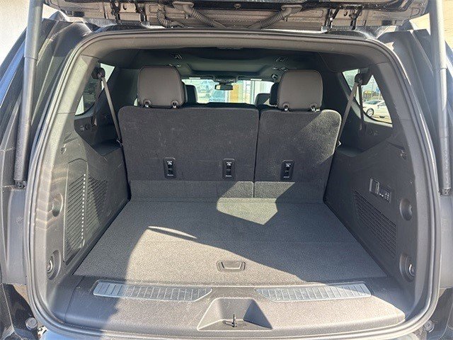 Certified 2025 Chevrolet Suburban RST w/ Comfort Package image 9