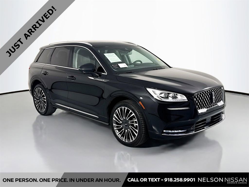 Used 2020 Lincoln Corsair Reserve w/ Equipment Group 202A image 3