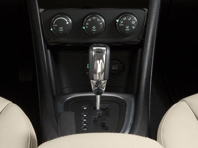 Used 2014 Chrysler 200 LX image 13