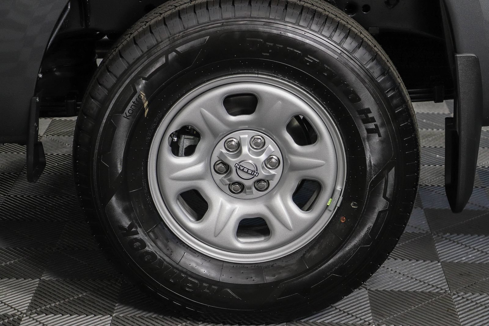 New 2027 Nissan Frontier S RWD image 12