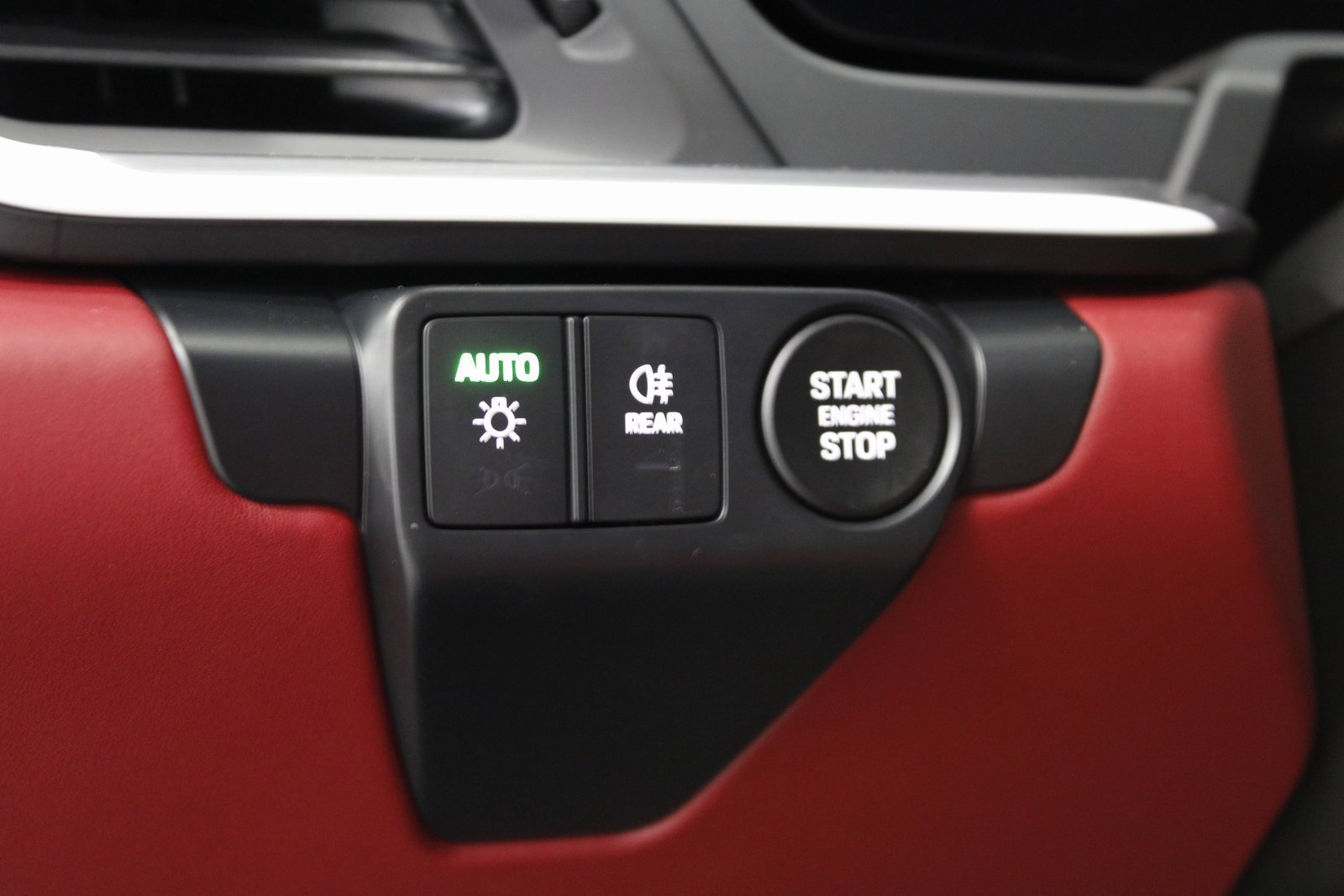 Certified 2025 Porsche 911 Carrera image 23