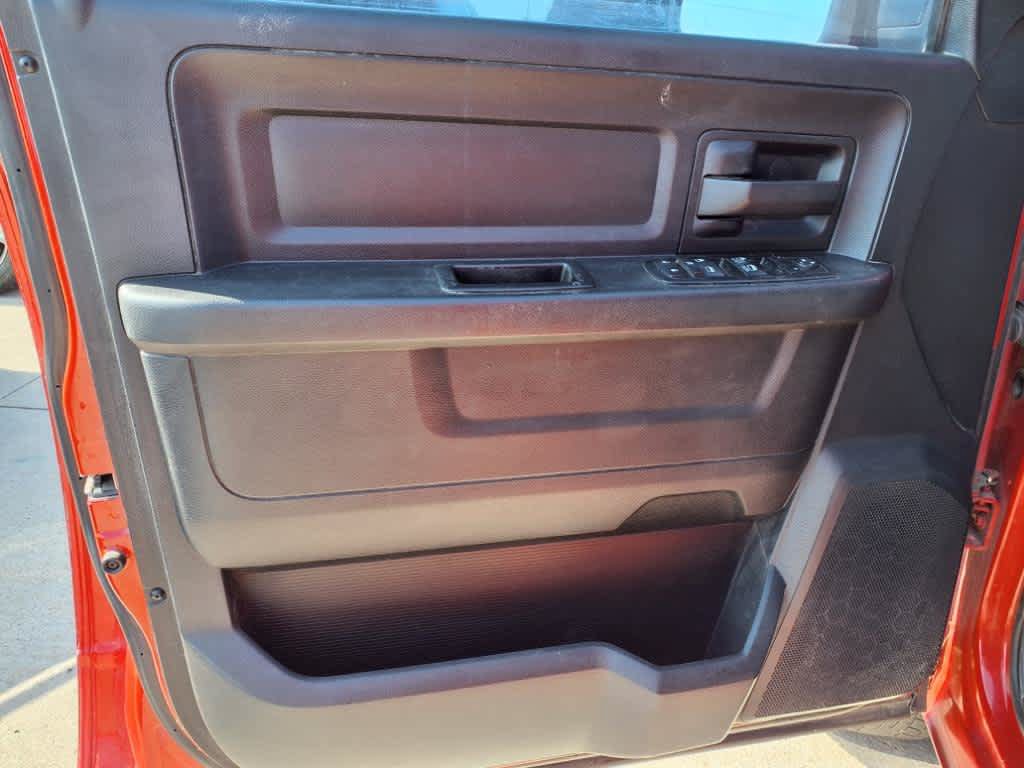 Used 2014 RAM 1500 Express AWD/4WD image 10
