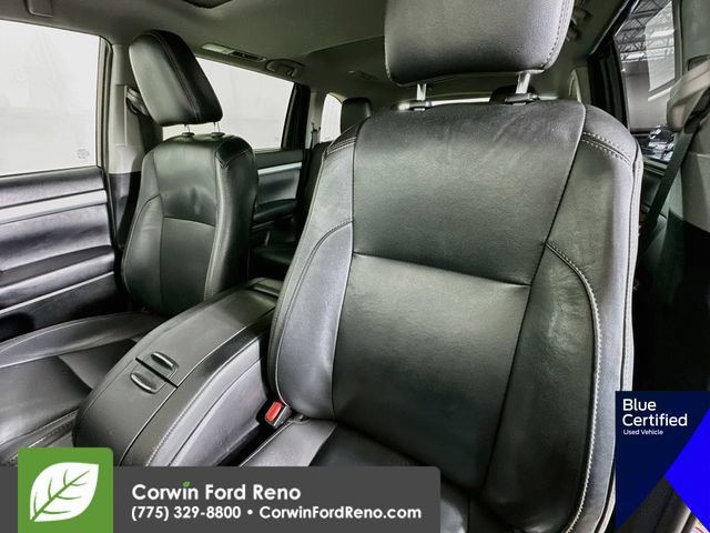 Used 2019 Toyota Highlander XLE AWD/4WD image 24