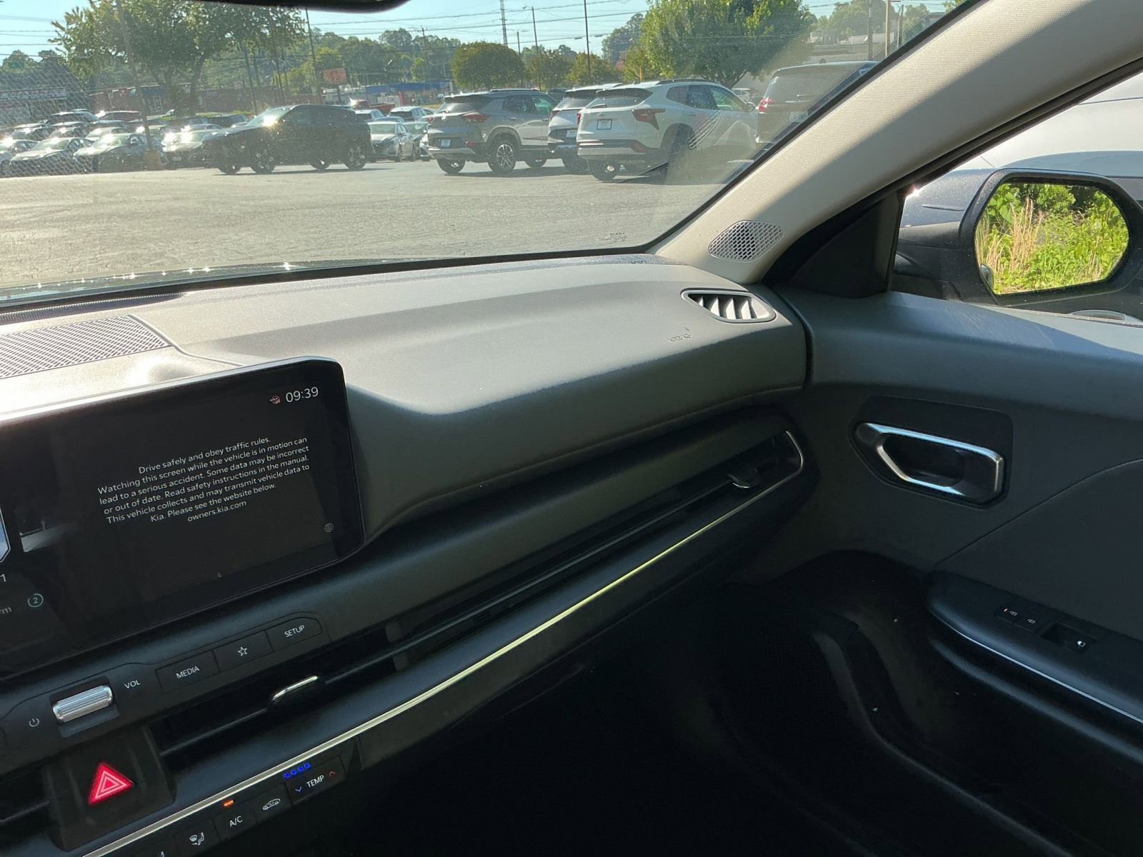Used 2025 Kia K4 FWD image 31
