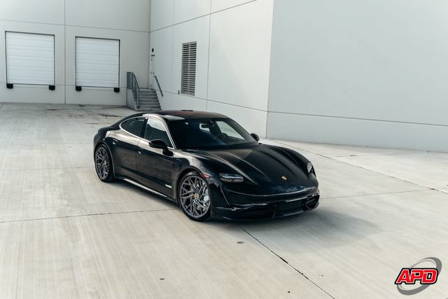 Used 2020 Porsche Taycan Turbo AWD/4WD image 31