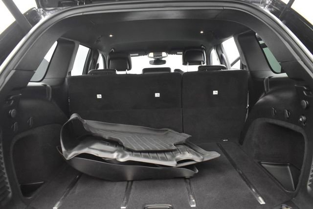 Used 2017 Jeep Grand Cherokee Limited w/ Trailer Tow Group IV AWD/4WD image 7