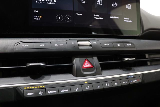Used 2025 Kia K4 LXS image 27